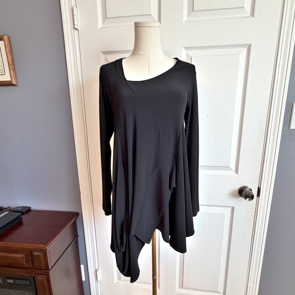 Sympli Women Black Long Sleeve Asymmetrical Handkerchief Hem Tunic Top Size 8